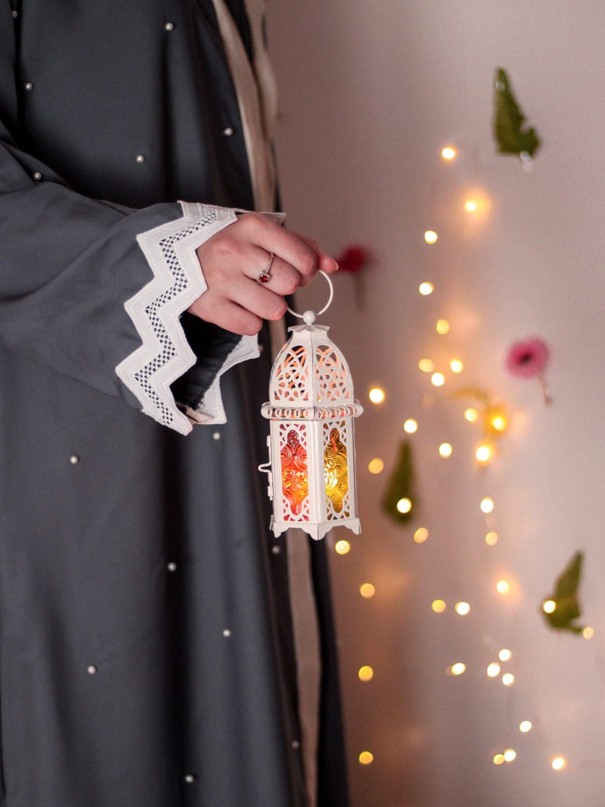 عباية كريب منحوتة